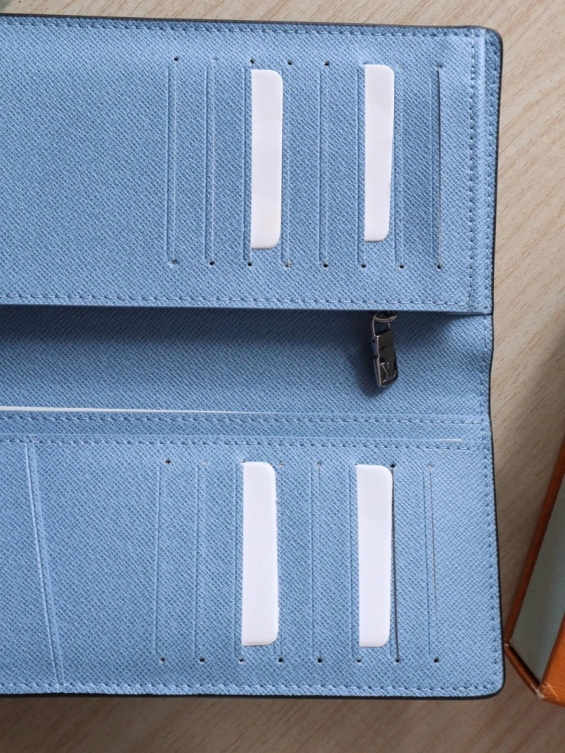 LX Wallets WellDesigned 7790