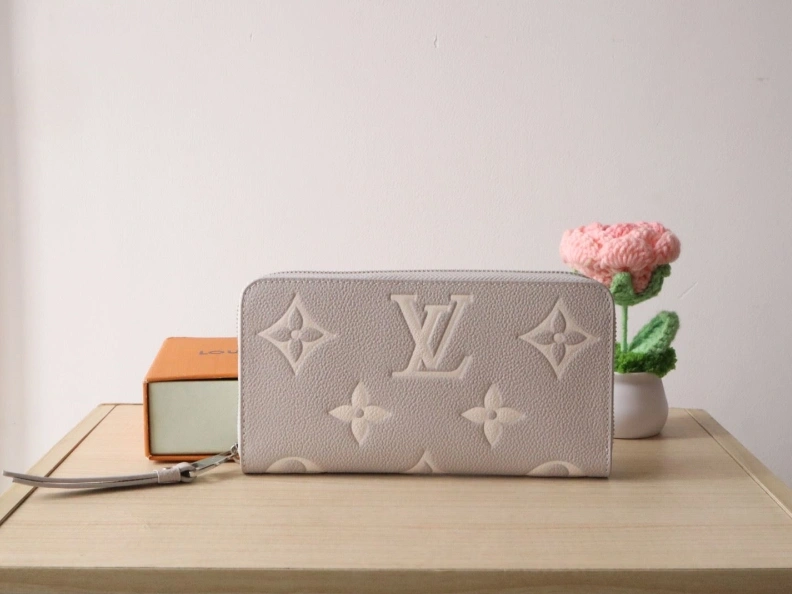 Unique LX Wallets 7801