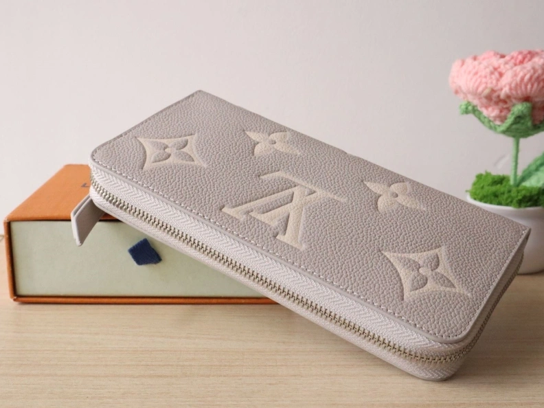 Unique LX Wallets 7801