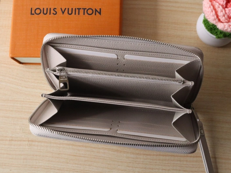 Unique LX Wallets 7801