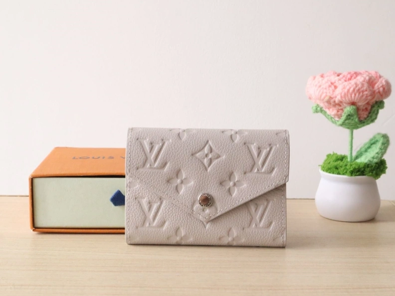 Durable LX Wallets 7785