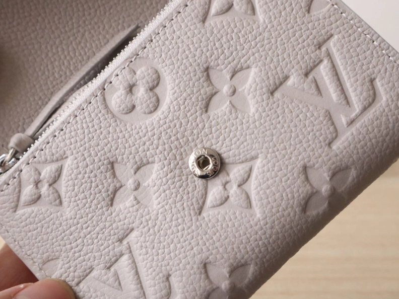 Durable LX Wallets 7785