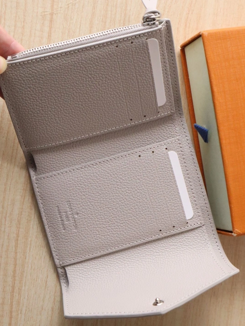 Durable LX Wallets 7785