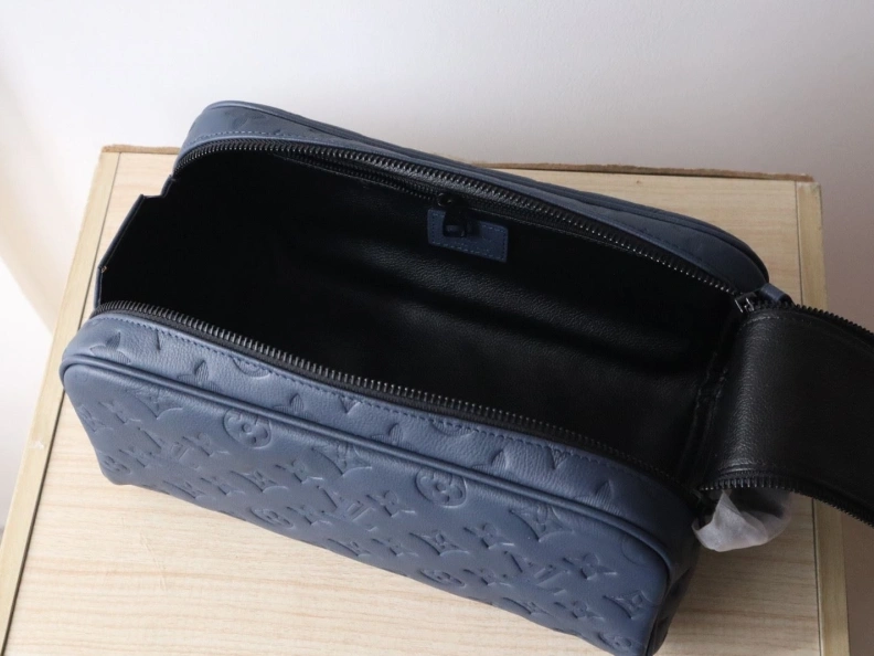 LX Cosmetic Bags Minimalist 7851