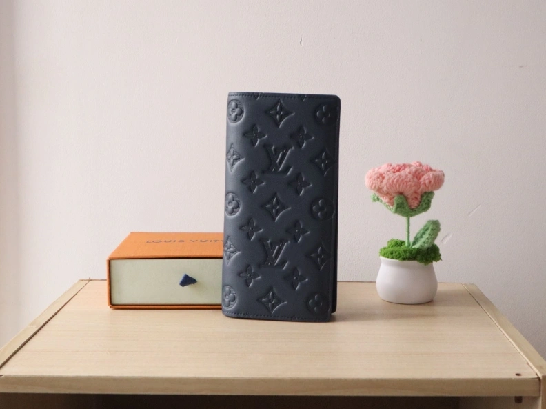 Flexible LX Wallets 7787
