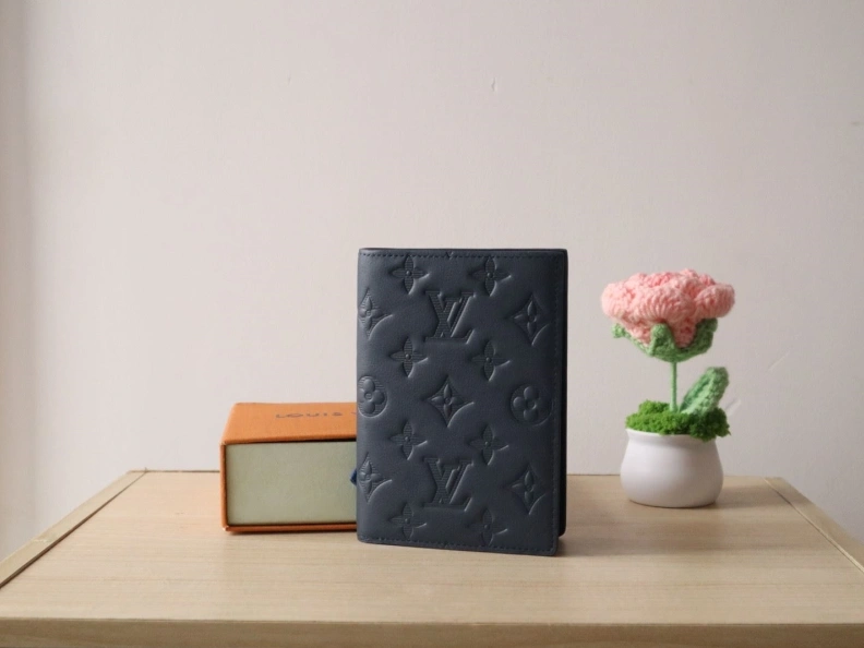 Efficient LX Wallets 7781