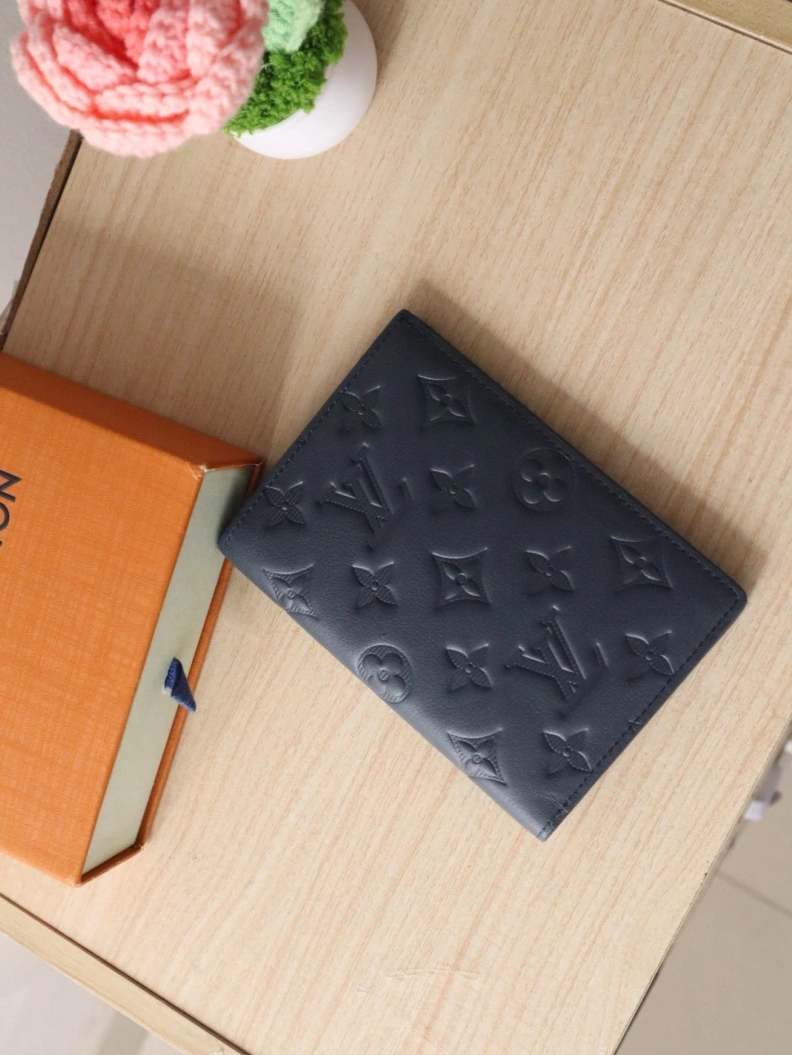 Efficient LX Wallets 7781