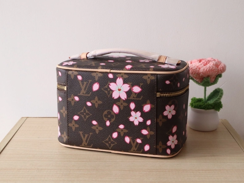 LX Cosmetic Bags SportInspired 7866