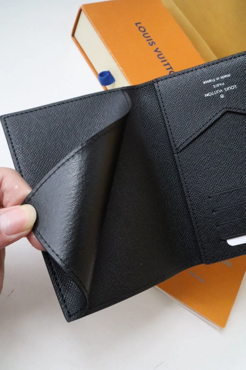LX Wallets WellDesigned 7766