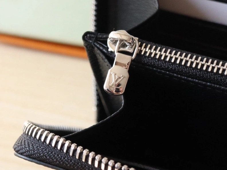 LX Wallets Versatile 7767