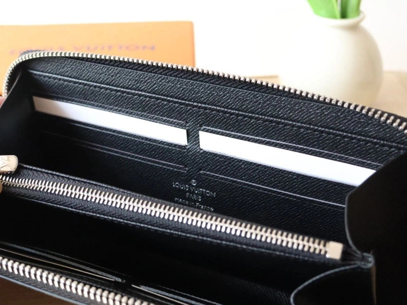 LX Wallets Versatile 7767