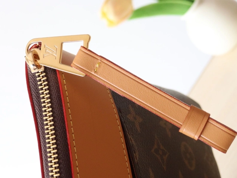 Comfortable LX Clutch Bags 7895