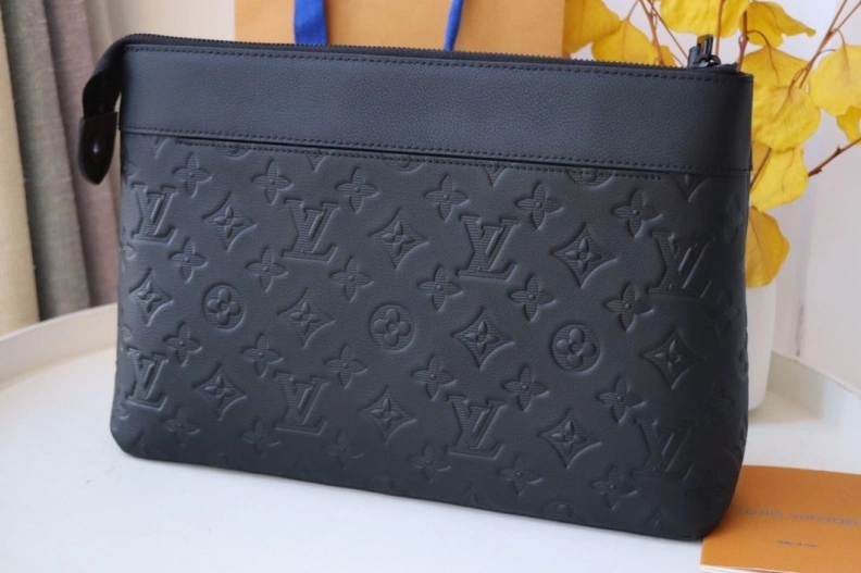 Flexible LX Clutch Bags 7886