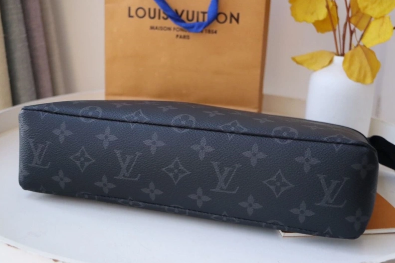 WellDesigned LX Clutch Bags 7879