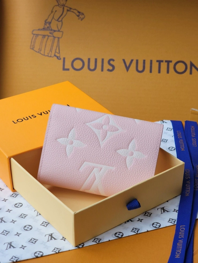 DailyWear LX Wallets 7765