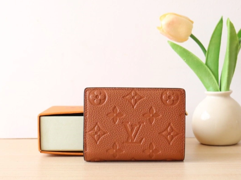 Cozy LX Wallets 7747