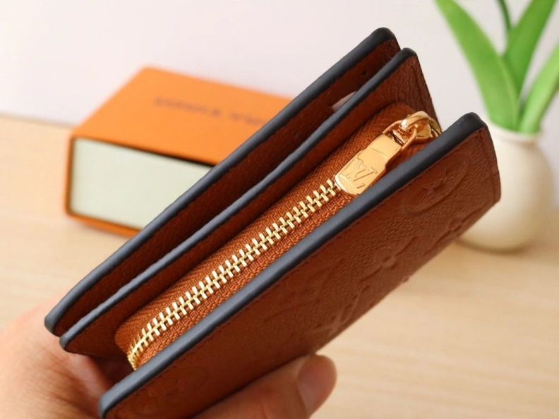Cozy LX Wallets 7747