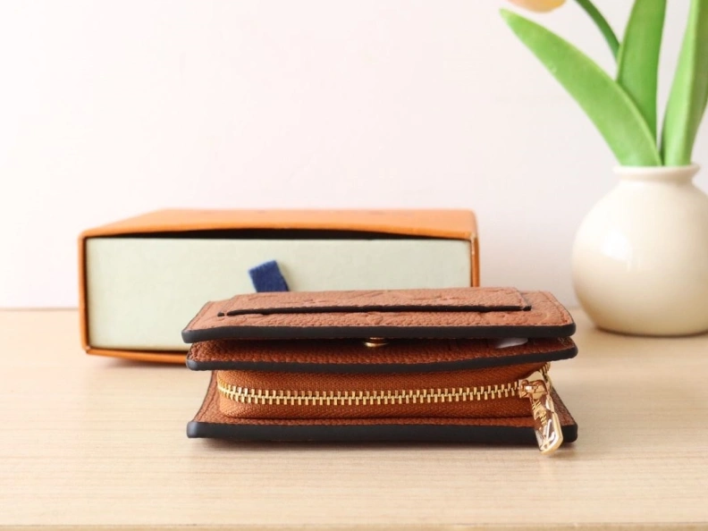 Cozy LX Wallets 7747