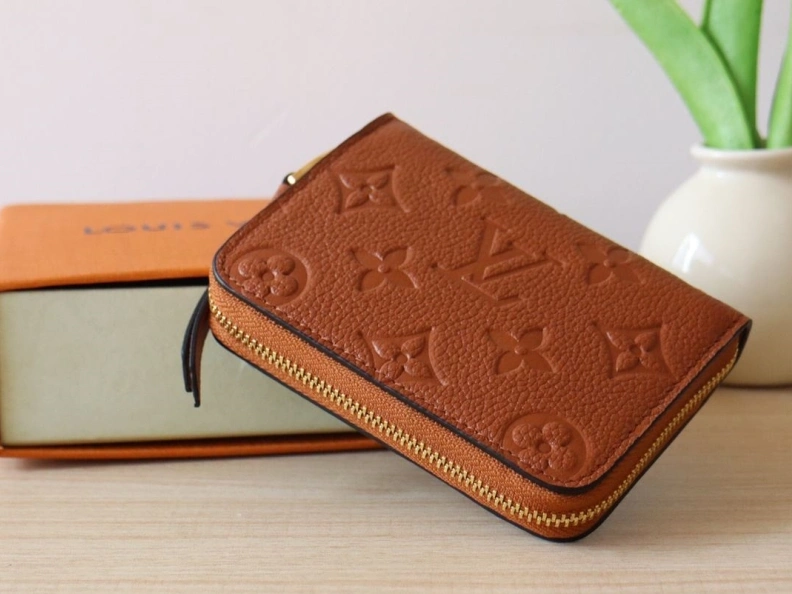Comfortable LX Wallets 7755
