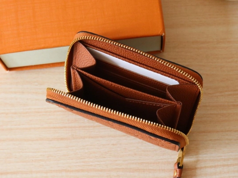 Comfortable LX Wallets 7755