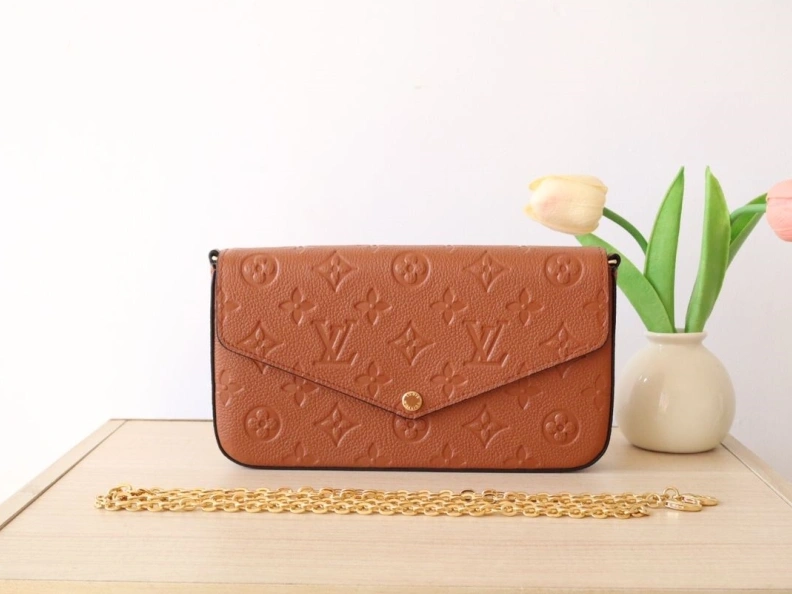 Refined LX Wallets 7746
