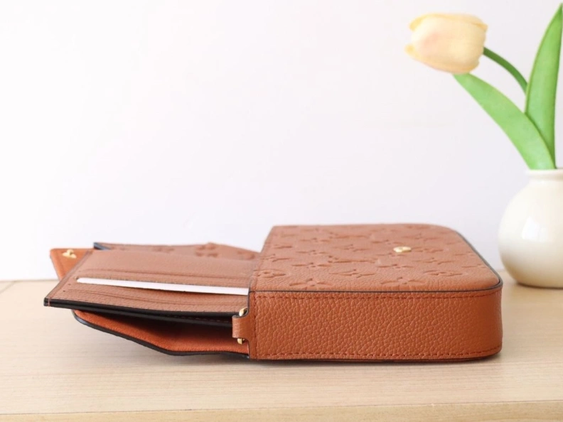 Refined LX Wallets 7746