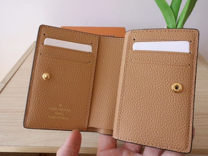 Reliable LX Wallets 7741