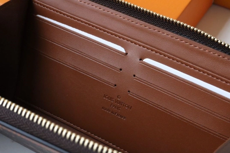 LX Wallets Comfortable 7735