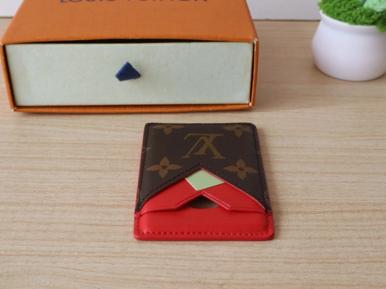Efficient LX Wallets 7719