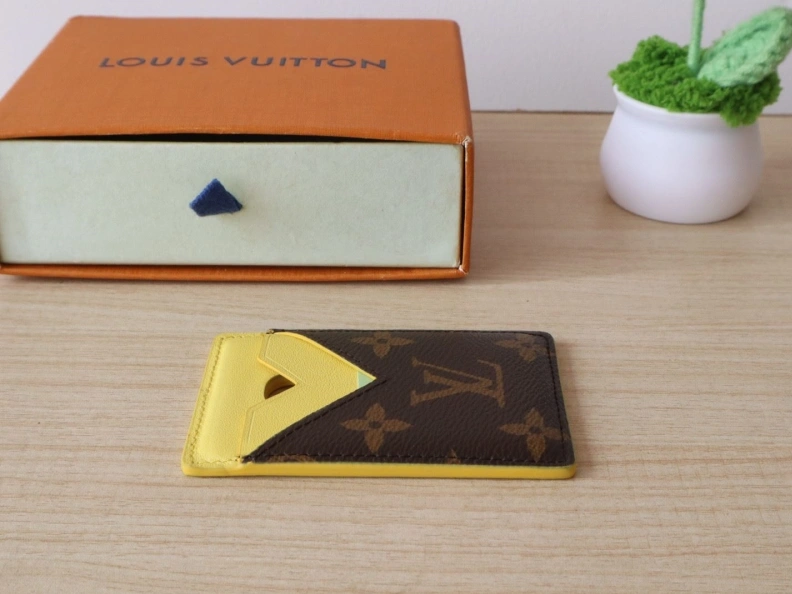 LX Wallets BestValue 7709