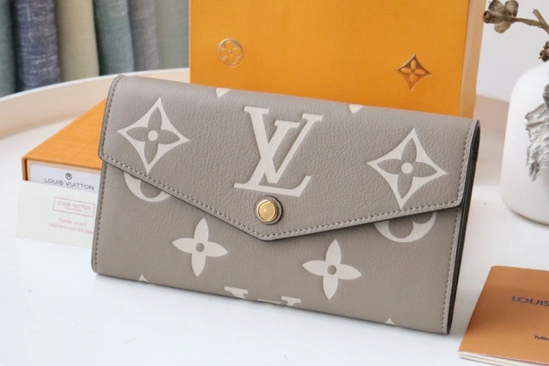 LX Wallets Resilient 7715