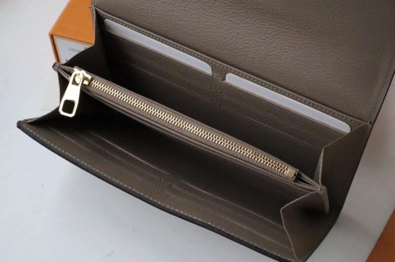 LX Wallets Resilient 7715