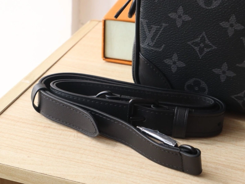 Minimalist LX Clutch Bags 7874