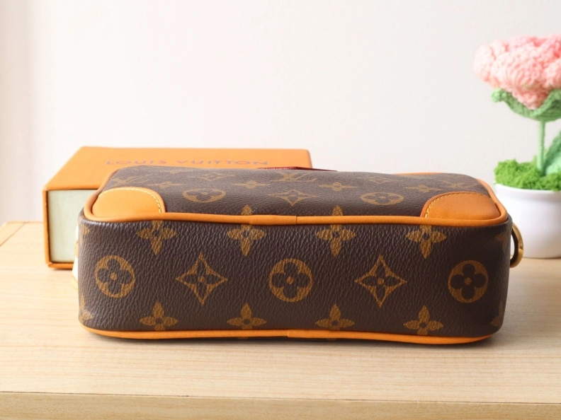 LX Wallets Sophisticated 7708