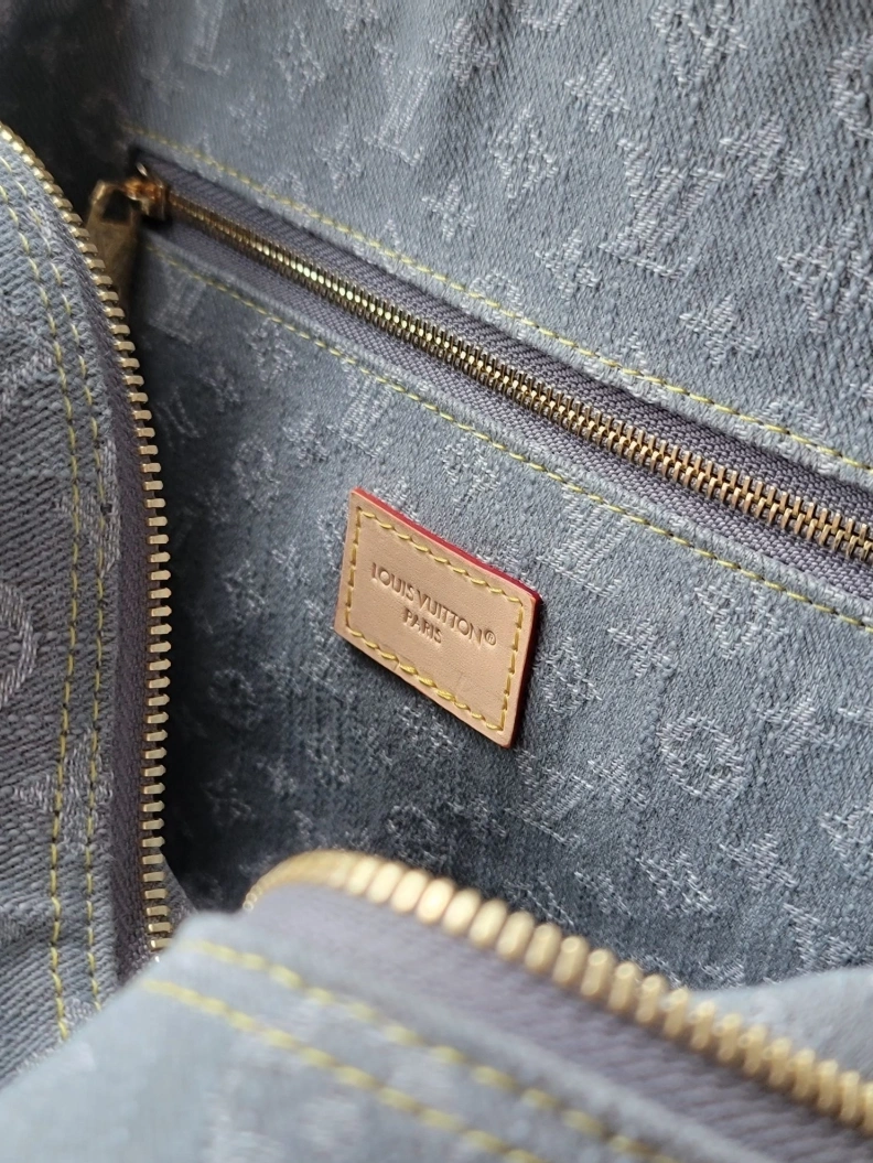 LX Cosmetic Bags Reliable 7854