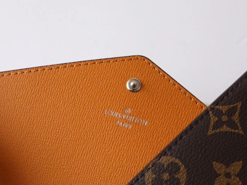 LX Wallets Cozy 7700