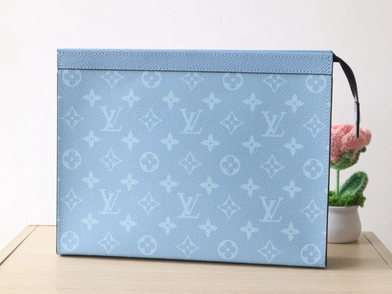 AllSeason LX Clutch Bags 7877