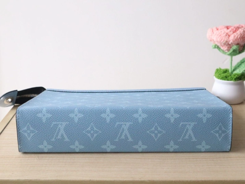 AllSeason LX Clutch Bags 7877