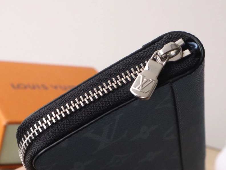AllSeason LX Wallets 7689