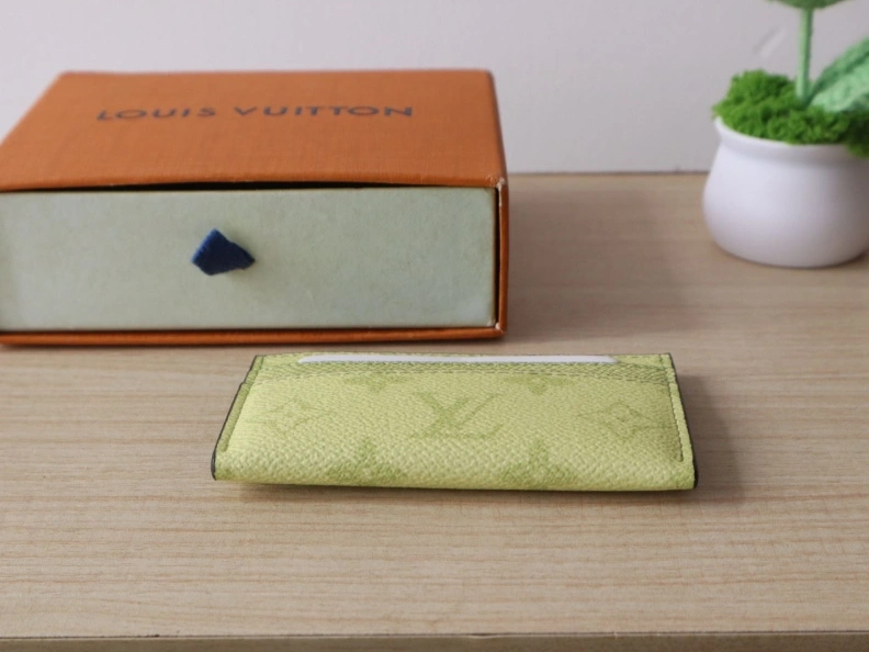LX Wallets StreetReady 7690