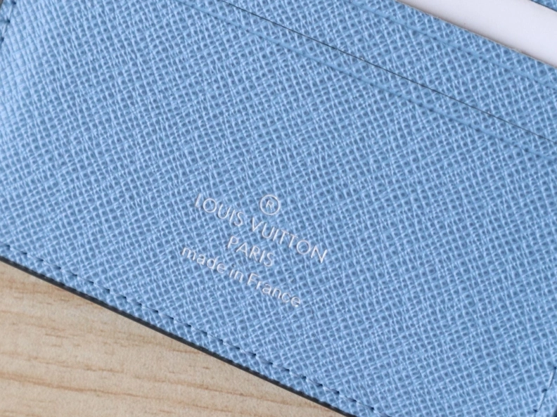 Trendsetting LX Wallets 7686