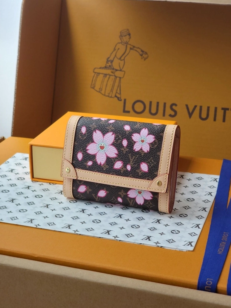 Cozy LX Wallets 7674