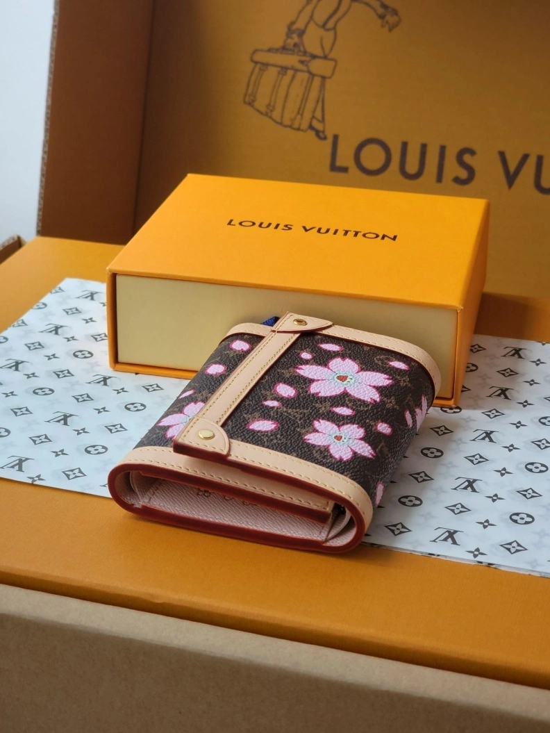 Cozy LX Wallets 7674