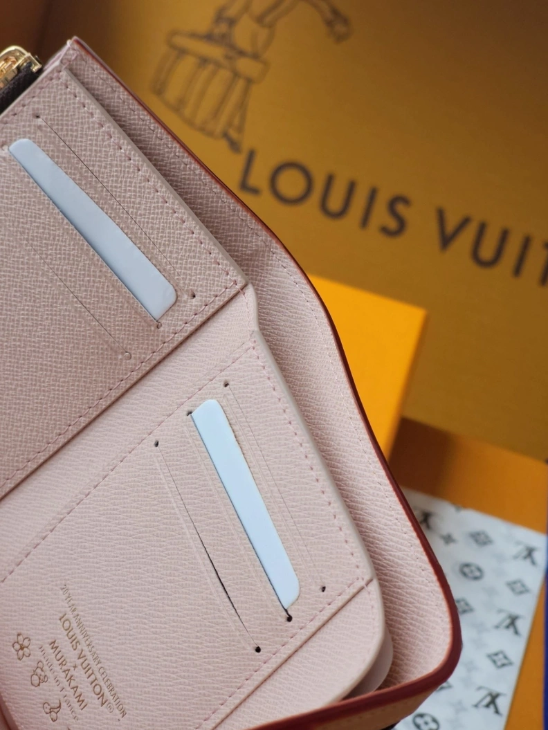 Cozy LX Wallets 7674