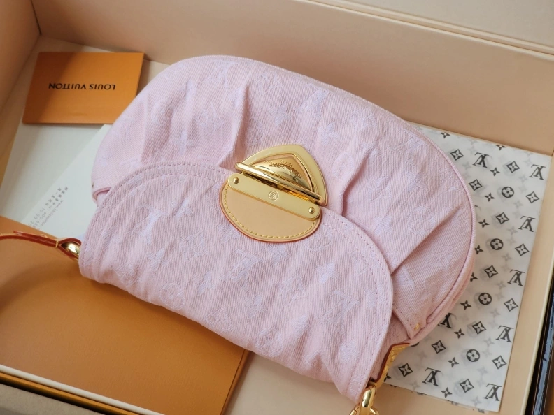 DailyWear LX Top Handle Bags 7826
