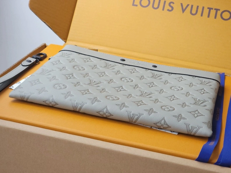 LX Clutch Bags Compact 7867