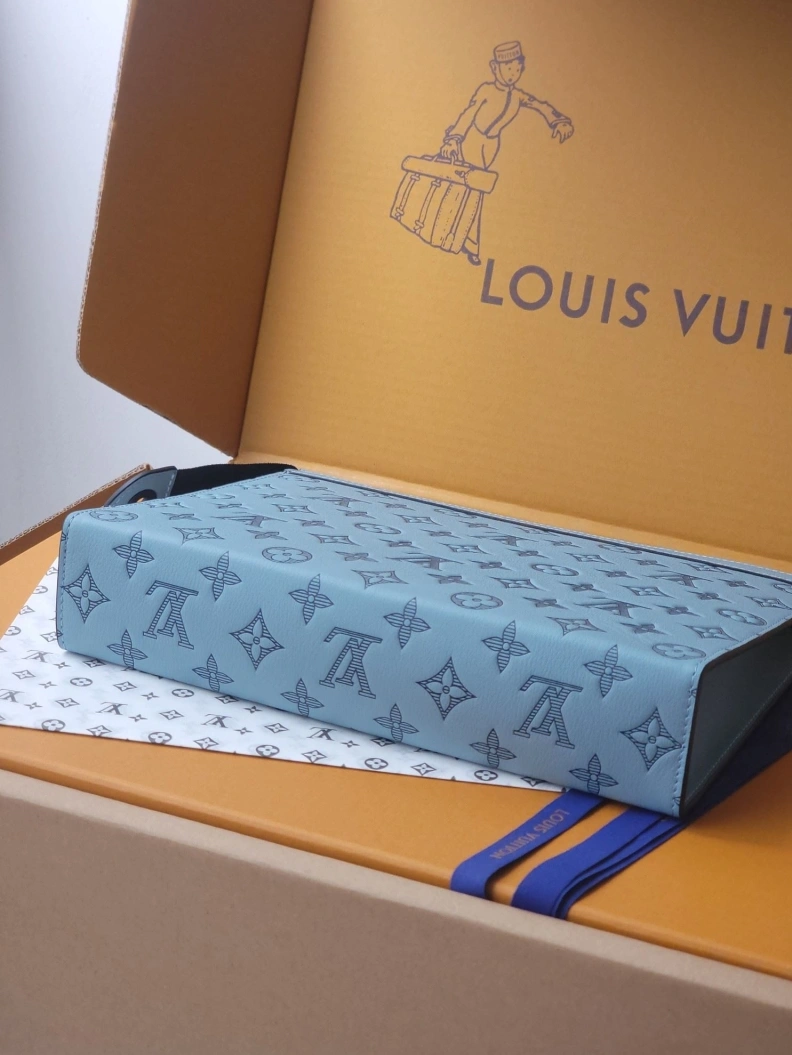 Fashionable LX Clutch Bags 7863