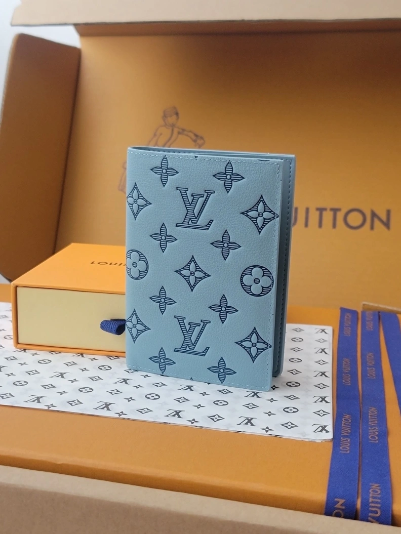Reliable LX Wallets 7677