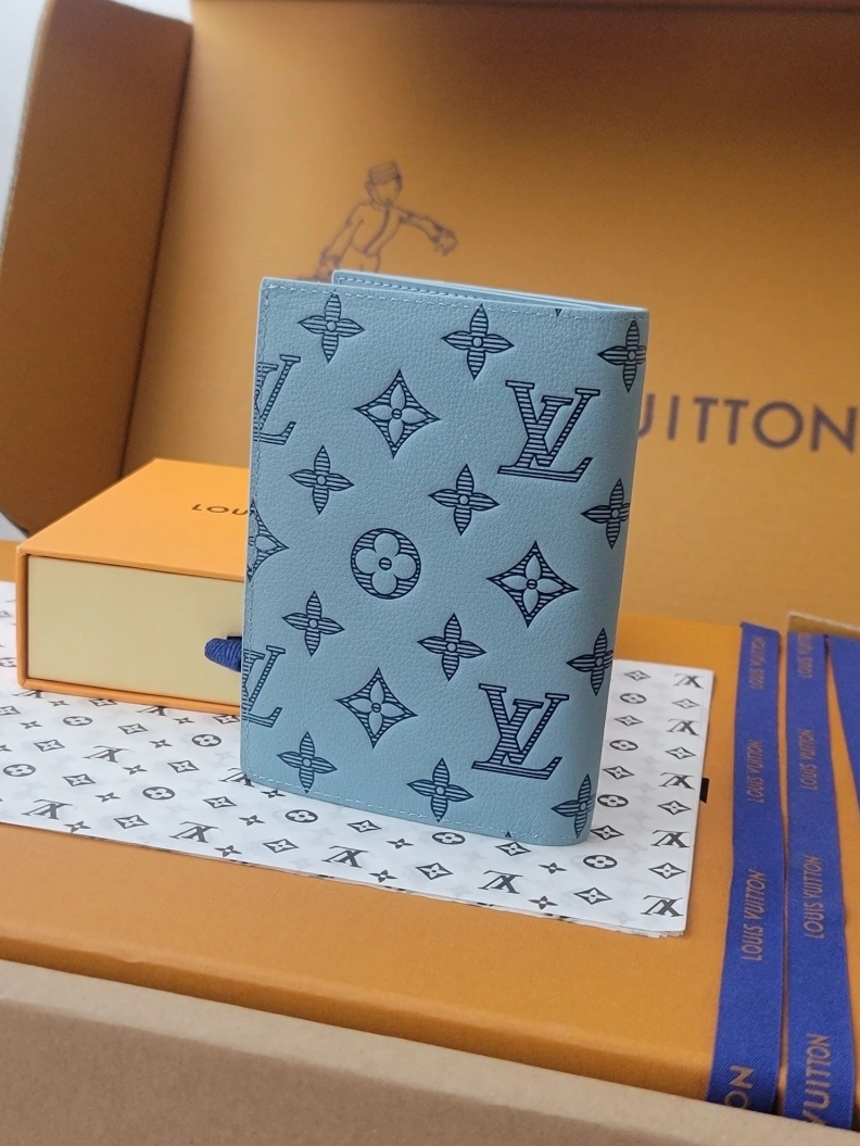 Reliable LX Wallets 7677