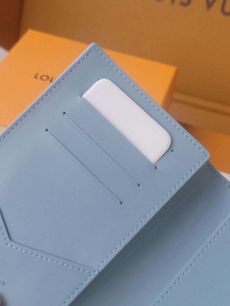 Reliable LX Wallets 7677